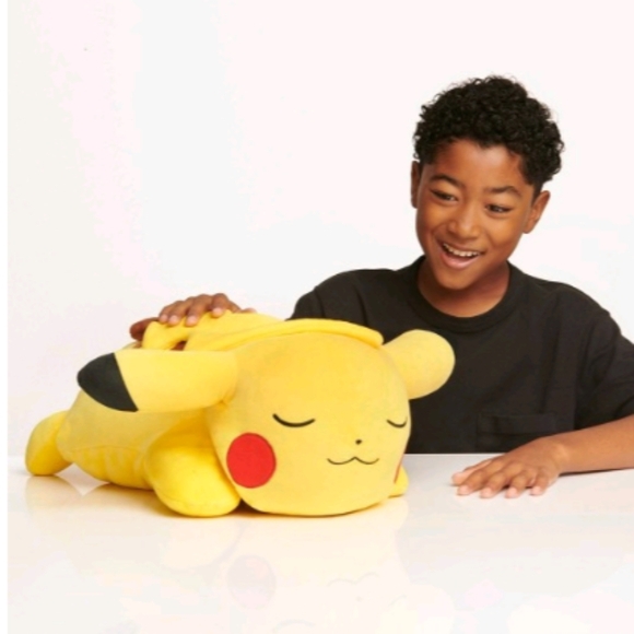 18" plush sleeping Pikachu - Picture 1 of 8